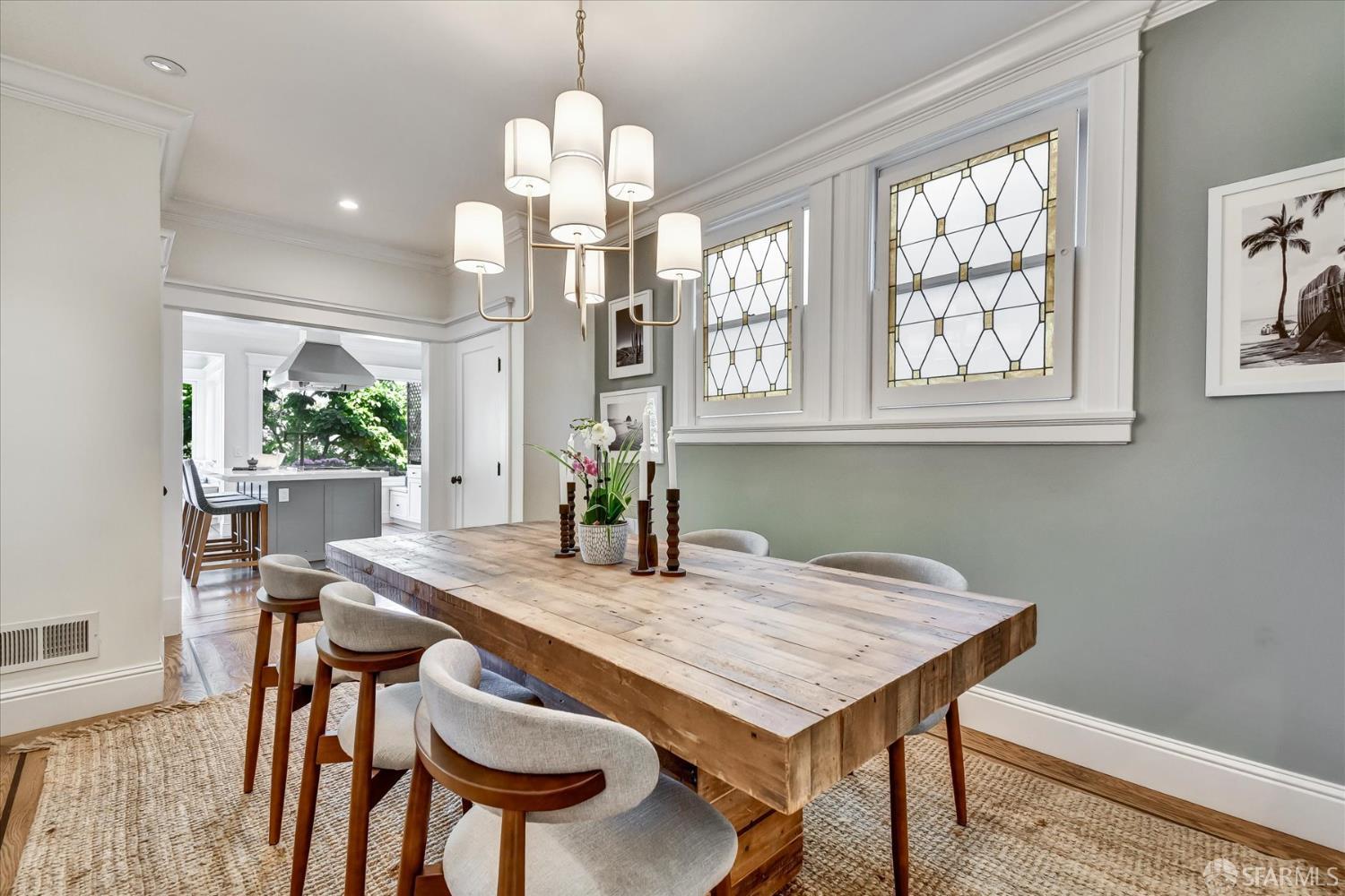Detail Gallery Image 18 of 61 For 1028 Lombard St, San Francisco,  CA 94109 - 4 Beds | 3/1 Baths