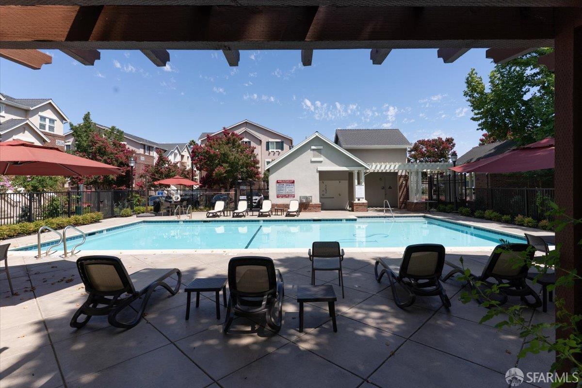 Detail Gallery Image 58 of 61 For 2933 1st St #1004,  Livermore,  CA 94550 - 3 Beds | 2/1 Baths