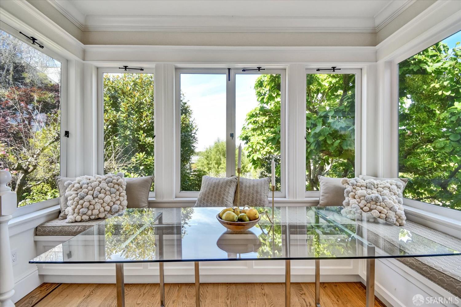Detail Gallery Image 9 of 61 For 1028 Lombard St, San Francisco,  CA 94109 - 4 Beds | 3/1 Baths