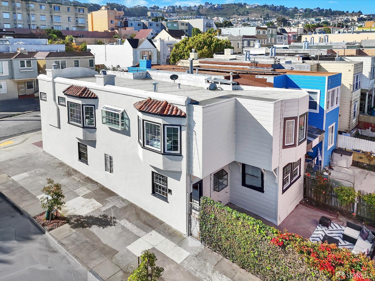 Detail Gallery Image 43 of 60 For 900 Huron Ave, San Francisco,  CA 94112 - 4 Beds | 3 Baths