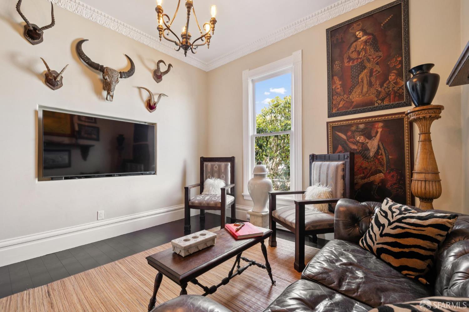 Detail Gallery Image 26 of 57 For 560 Lyon St, San Francisco,  CA 94117 - 4 Beds | 2/1 Baths