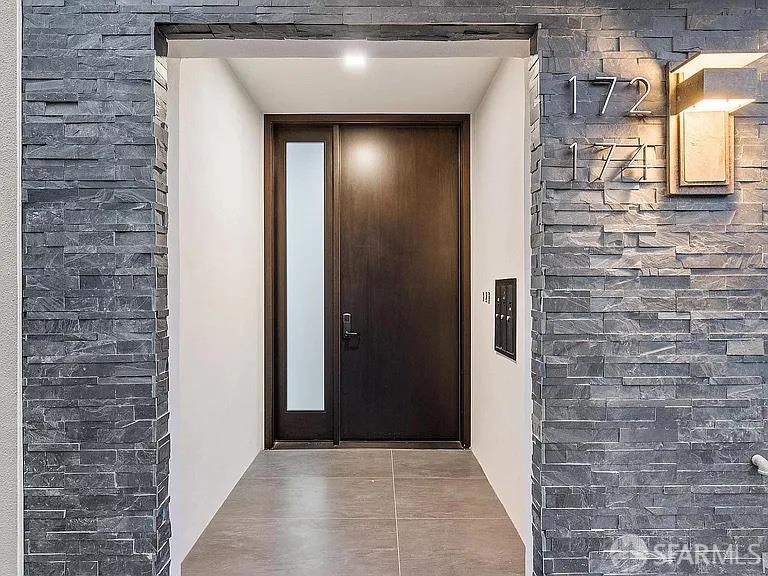 Detail Gallery Image 8 of 87 For 172 18th Ave, San Francisco,  CA 94121 - – Beds | – Baths