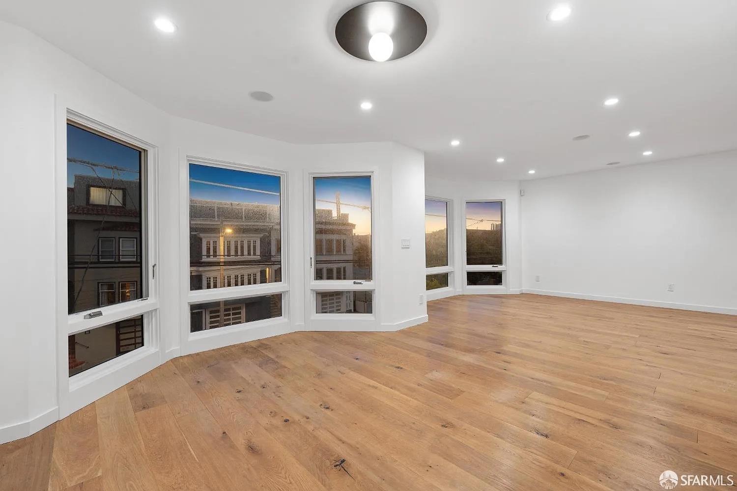 Detail Gallery Image 44 of 87 For 172 18th Ave, San Francisco,  CA 94121 - – Beds | – Baths