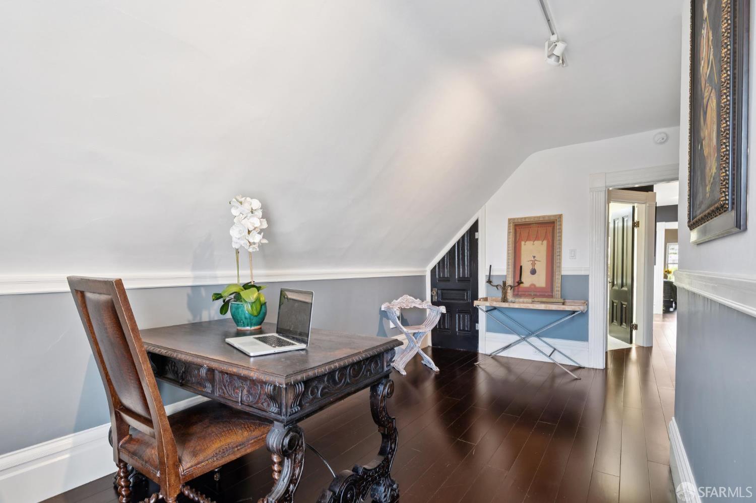 Detail Gallery Image 39 of 57 For 560 Lyon St, San Francisco,  CA 94117 - 4 Beds | 2/1 Baths