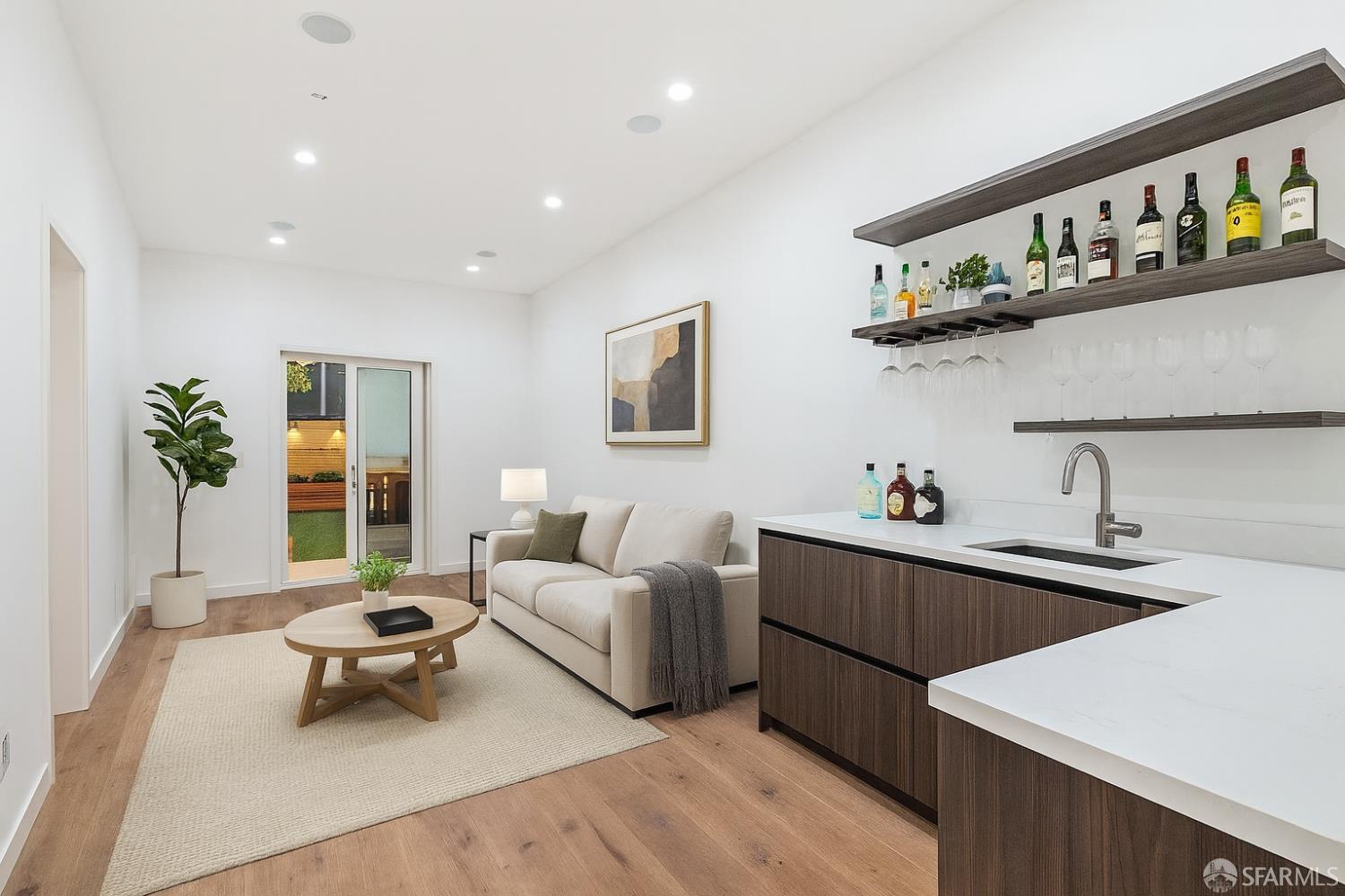 Detail Gallery Image 20 of 87 For 172 18th Ave, San Francisco,  CA 94121 - – Beds | – Baths