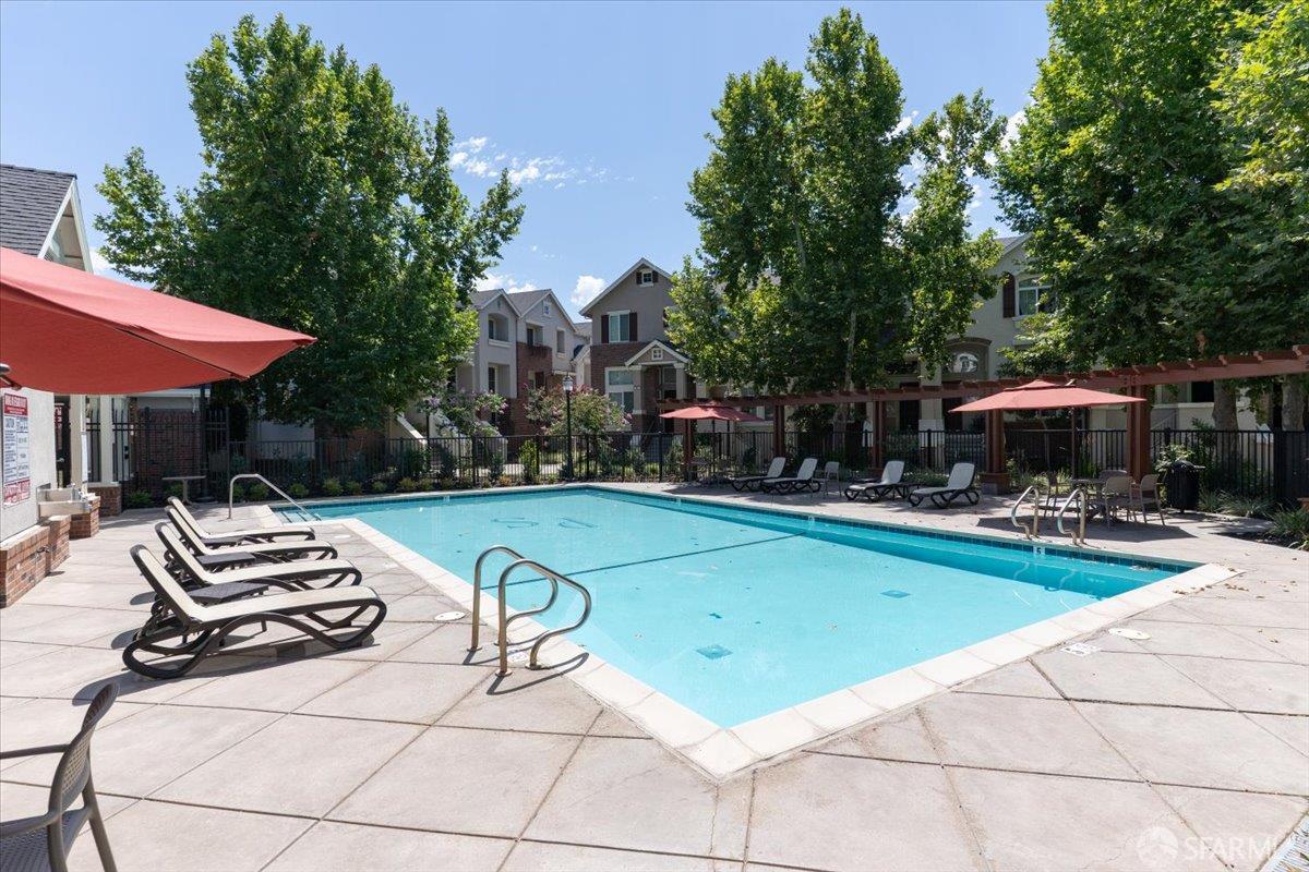 Detail Gallery Image 57 of 61 For 2933 1st St #1004,  Livermore,  CA 94550 - 3 Beds | 2/1 Baths