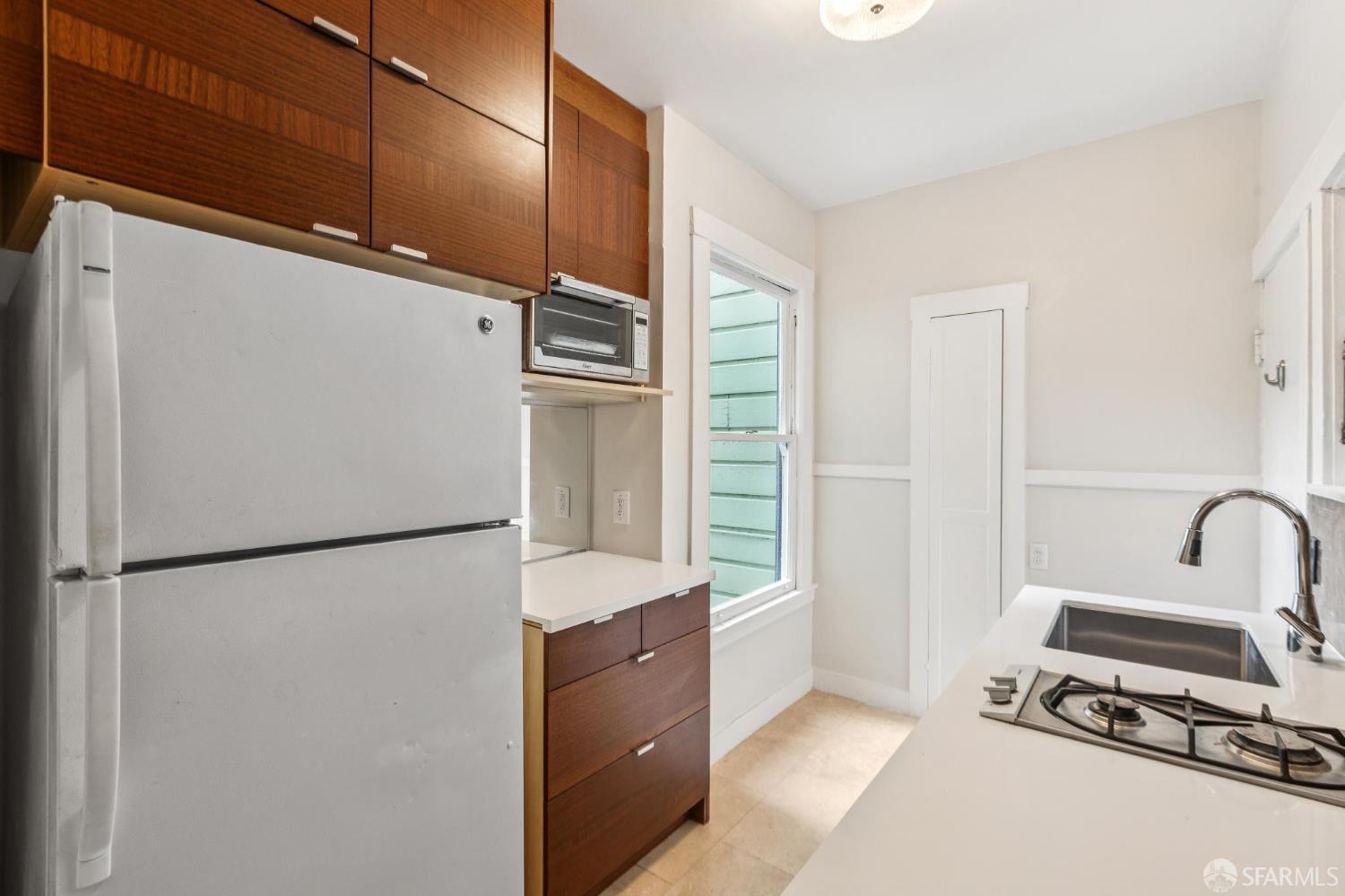 Detail Gallery Image 13 of 24 For 2888 Folsom St #APT 1,  San Francisco,  CA 94110 - 0 Beds | 1 Baths