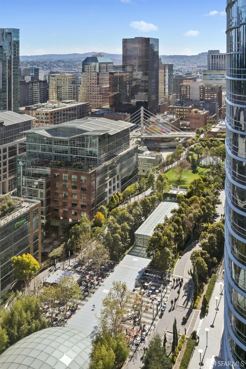 Detail Gallery Image 11 of 48 For 301 Mission St 35e,  San Francisco,  CA 94105 - 2 Beds | 2 Baths