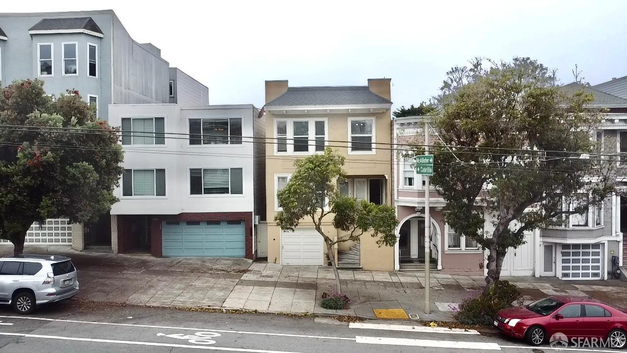 Detail Gallery Image 2 of 23 For 831 Arguello Blvd, San Francisco,  CA 94118 - – Beds | – Baths