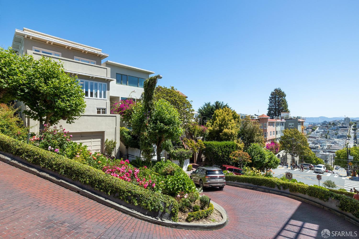 Detail Gallery Image 57 of 61 For 1028 Lombard St, San Francisco,  CA 94109 - 4 Beds | 3/1 Baths