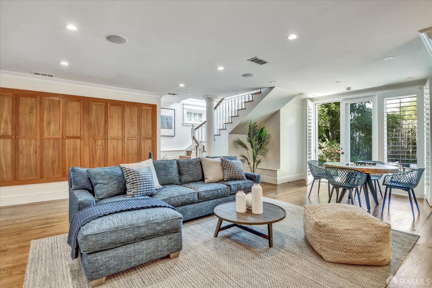 Detail Gallery Image 38 of 61 For 1028 Lombard St, San Francisco,  CA 94109 - 4 Beds | 3/1 Baths