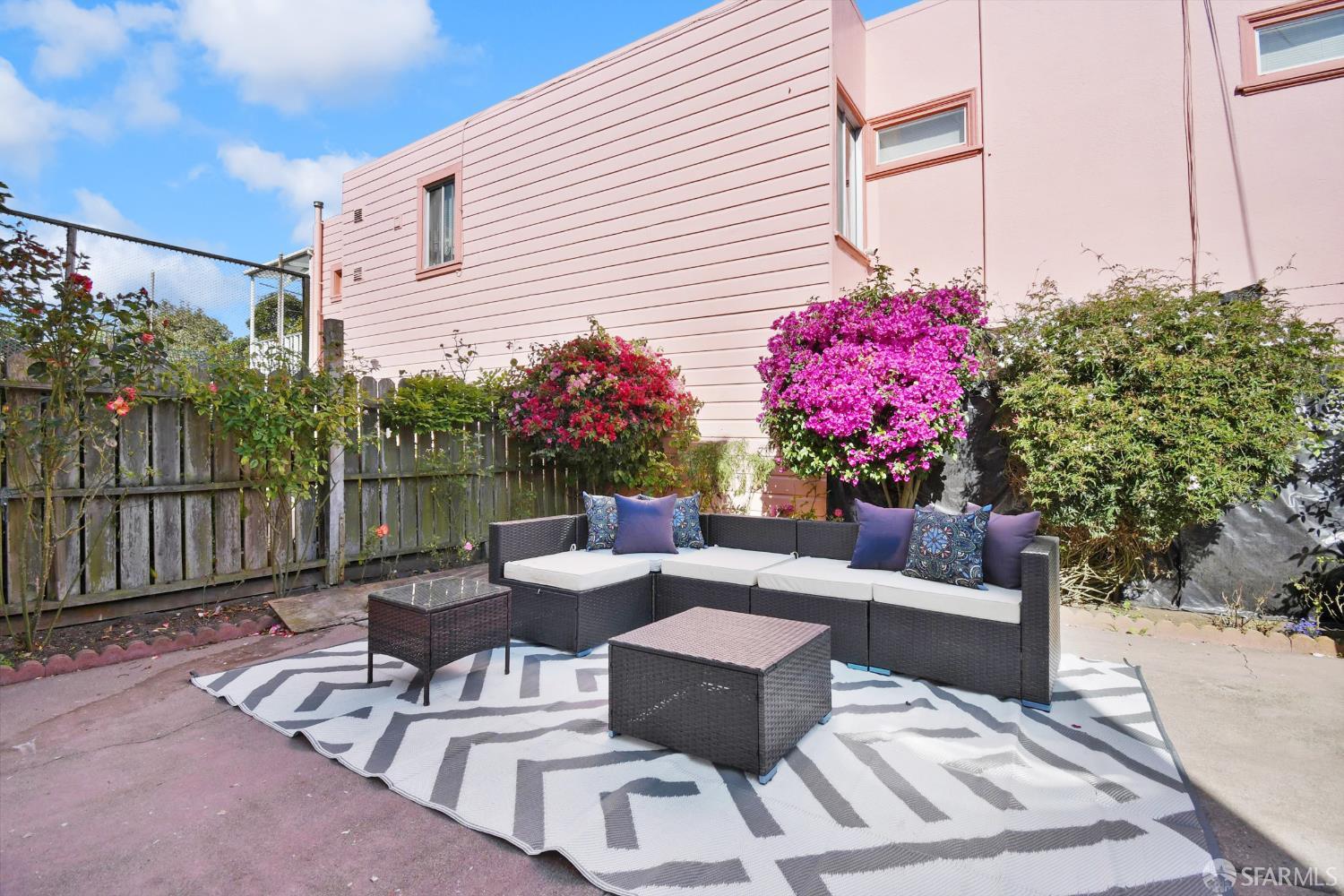Detail Gallery Image 38 of 60 For 900 Huron Ave, San Francisco,  CA 94112 - 4 Beds | 3 Baths