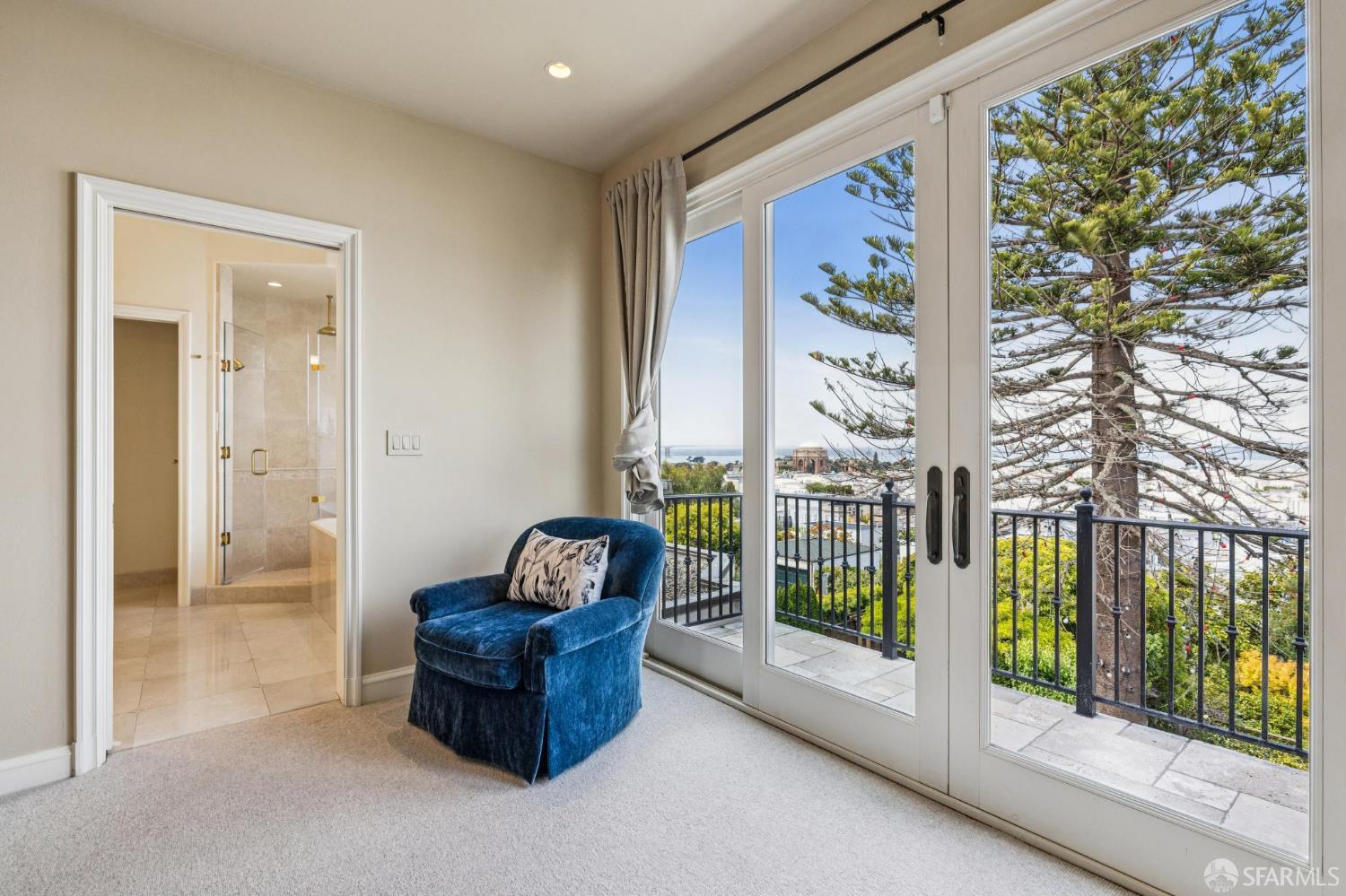 Detail Gallery Image 28 of 65 For 2518 Filbert St, San Francisco,  CA 94123 - 4 Beds | 3/1 Baths