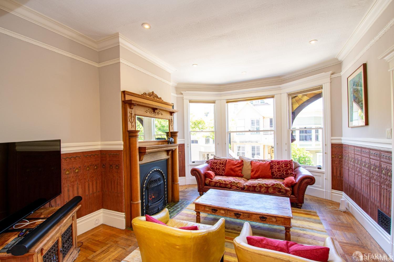Detail Gallery Image 23 of 28 For 220 Downey St, San Francisco,  CA 94117 - 6 Beds | 4 Baths