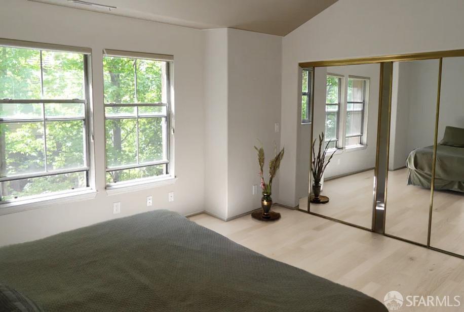 Detail Gallery Image 6 of 12 For 441 Camille Cir #13,  San Jose,  CA 95134 - 3 Beds | 2/1 Baths