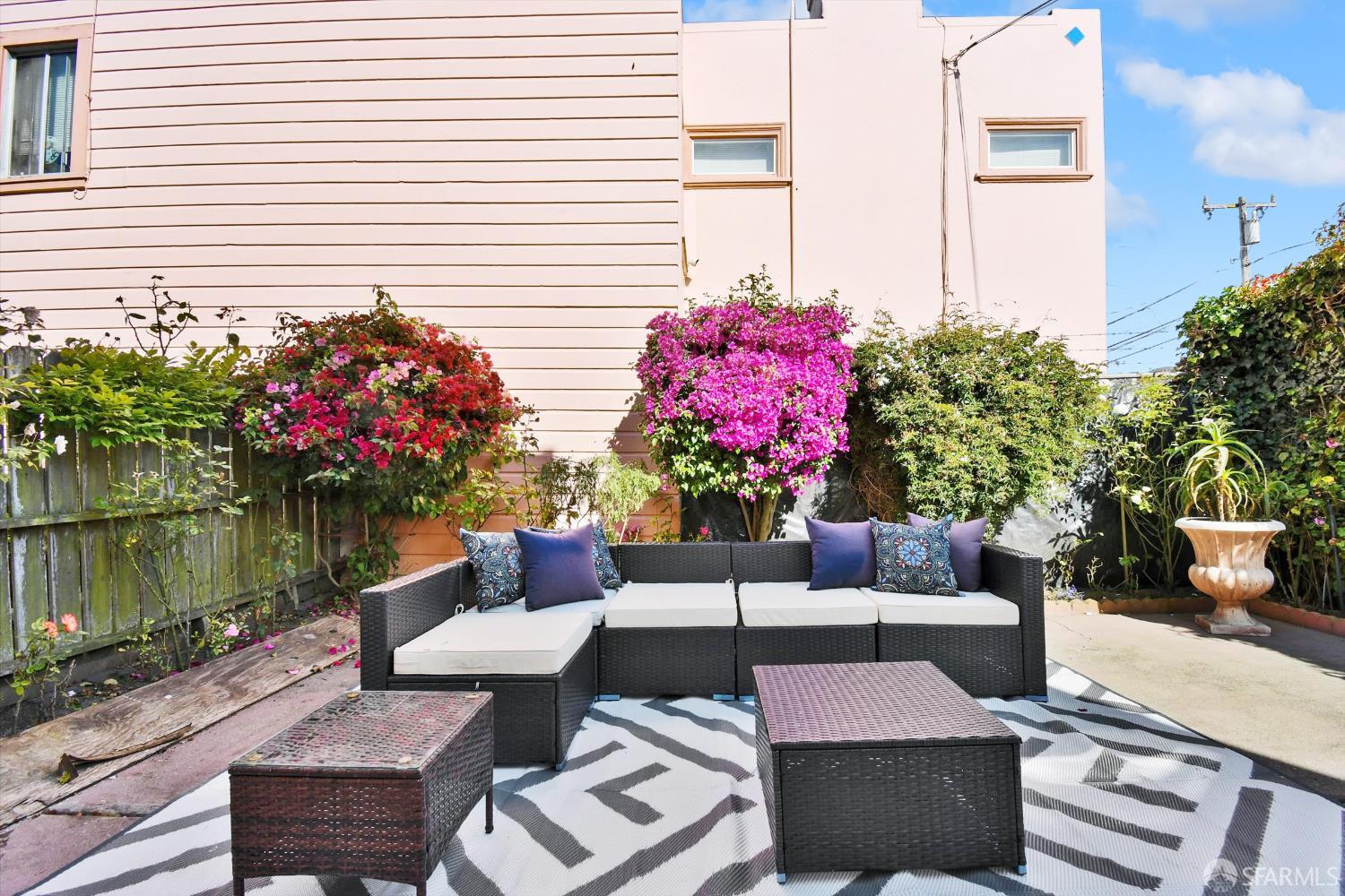 Detail Gallery Image 39 of 60 For 900 Huron Ave, San Francisco,  CA 94112 - 4 Beds | 3 Baths