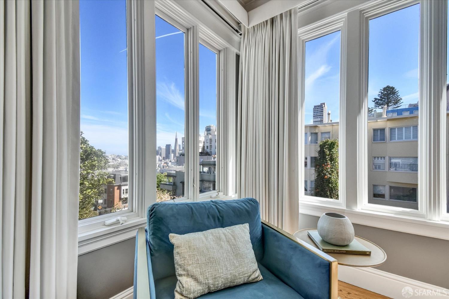 Detail Gallery Image 22 of 61 For 1028 Lombard St, San Francisco,  CA 94109 - 4 Beds | 3/1 Baths