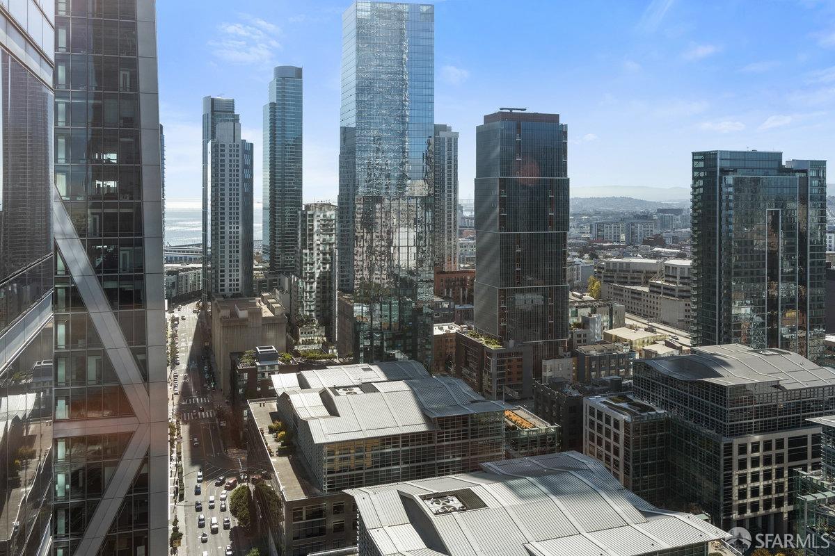 Detail Gallery Image 13 of 48 For 301 Mission St 35e,  San Francisco,  CA 94105 - 2 Beds | 2 Baths