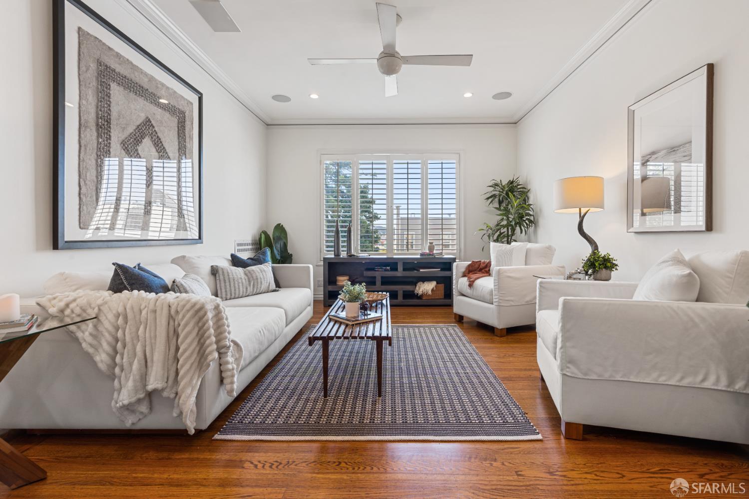 Detail Gallery Image 2 of 23 For 3675 Fillmore St #302,  San Francisco,  CA 94123 - 1 Beds | 1 Baths
