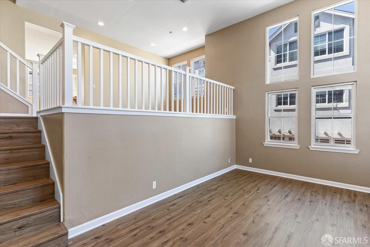 Detail Gallery Image 13 of 61 For 2933 1st St #1004,  Livermore,  CA 94550 - 3 Beds | 2/1 Baths