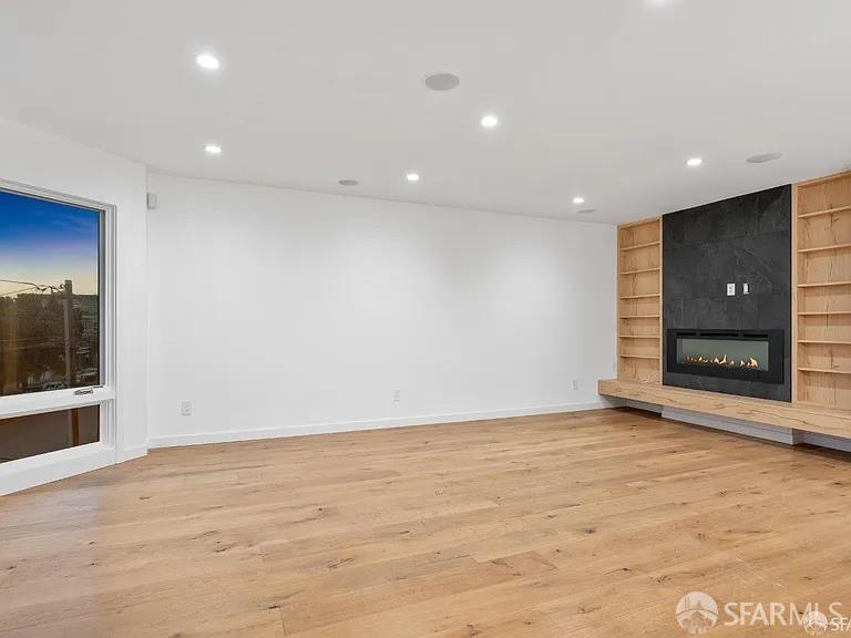 Detail Gallery Image 42 of 87 For 172 18th Ave, San Francisco,  CA 94121 - – Beds | – Baths