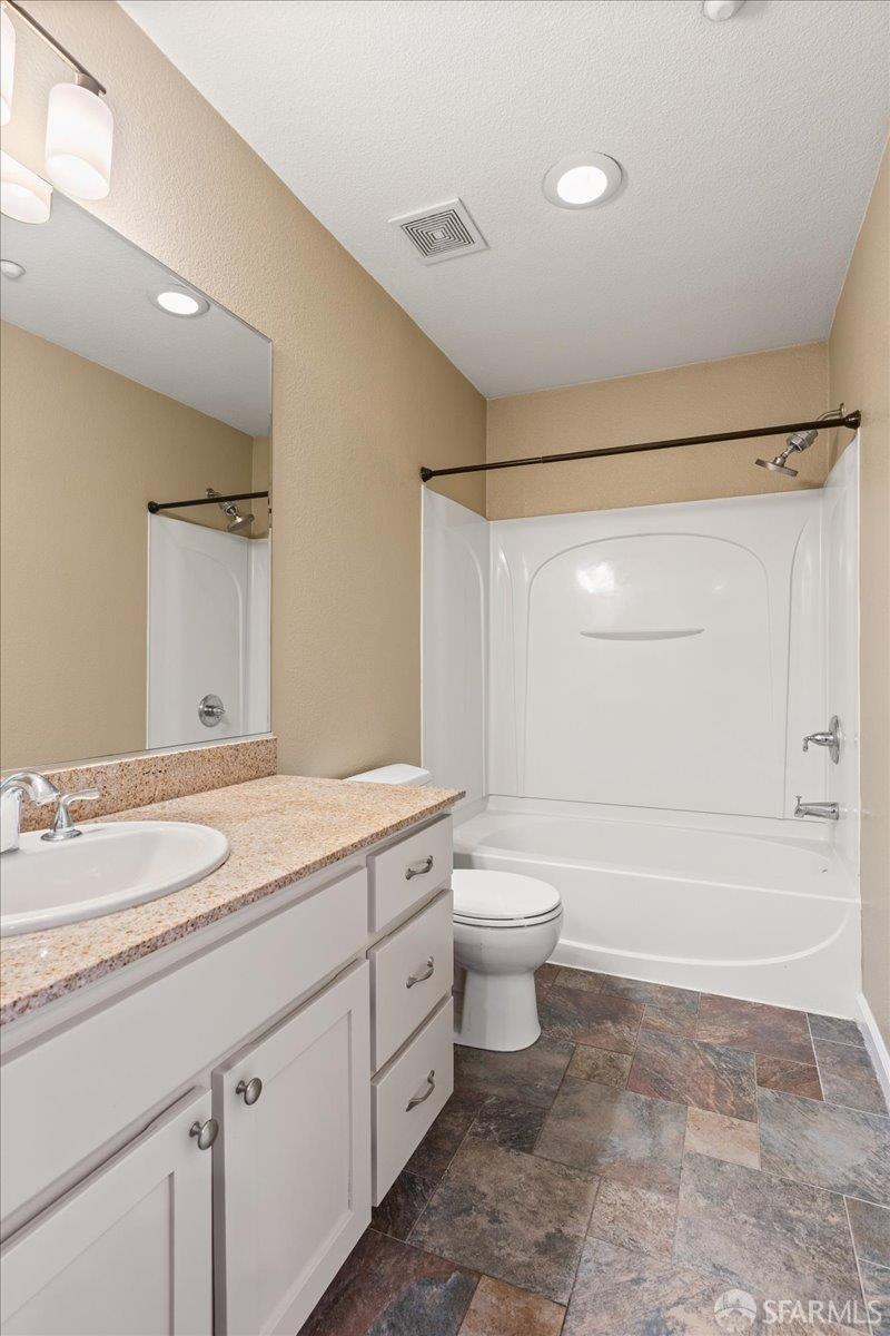 Detail Gallery Image 47 of 61 For 2933 1st St #1004,  Livermore,  CA 94550 - 3 Beds | 2/1 Baths