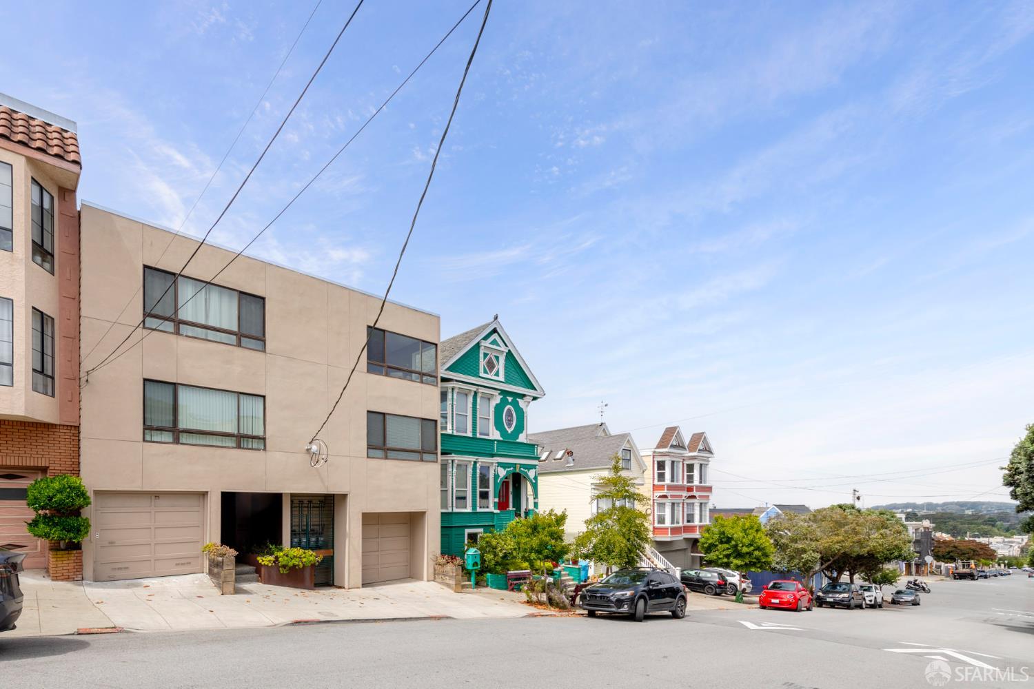 Photo #3: 425060155 Listing 