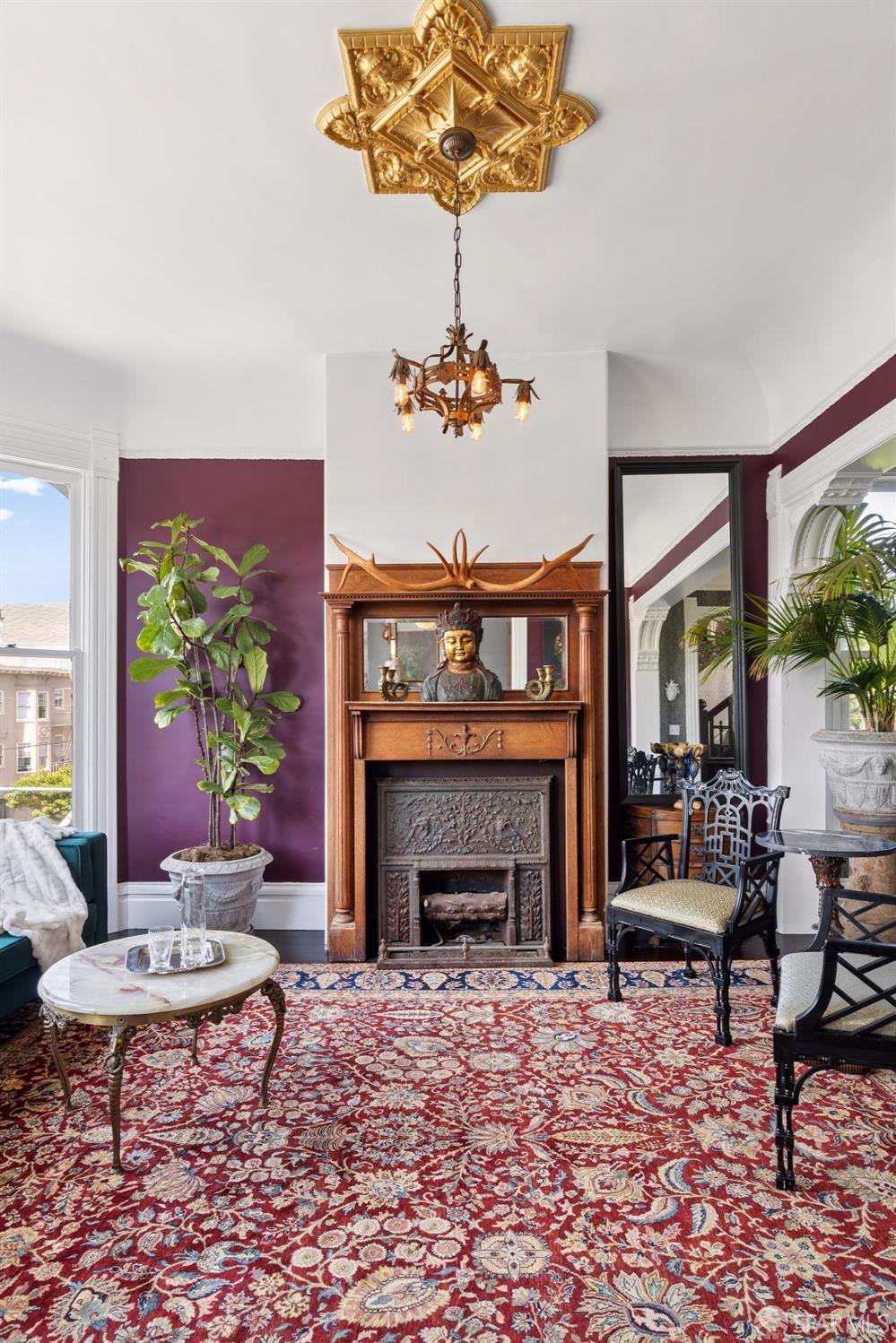 Detail Gallery Image 8 of 57 For 560 Lyon St, San Francisco,  CA 94117 - 4 Beds | 2/1 Baths