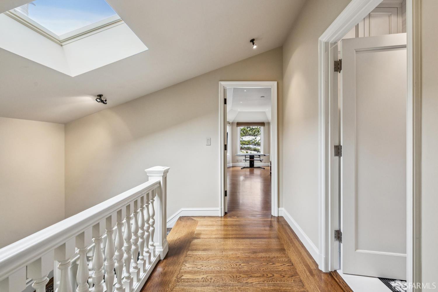Detail Gallery Image 44 of 65 For 2518 Filbert St, San Francisco,  CA 94123 - 4 Beds | 3/1 Baths