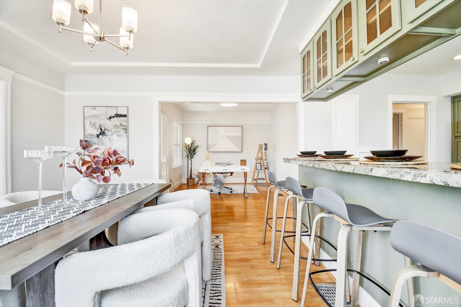 Detail Gallery Image 13 of 60 For 900 Huron Ave, San Francisco,  CA 94112 - 4 Beds | 3 Baths
