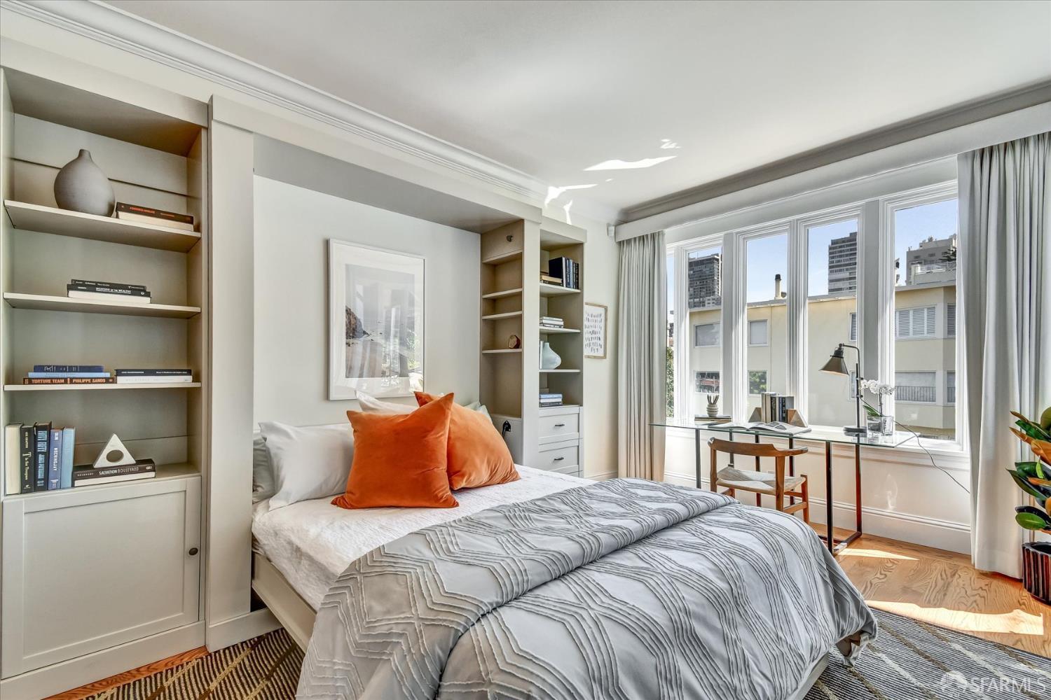 Detail Gallery Image 29 of 61 For 1028 Lombard St, San Francisco,  CA 94109 - 4 Beds | 3/1 Baths