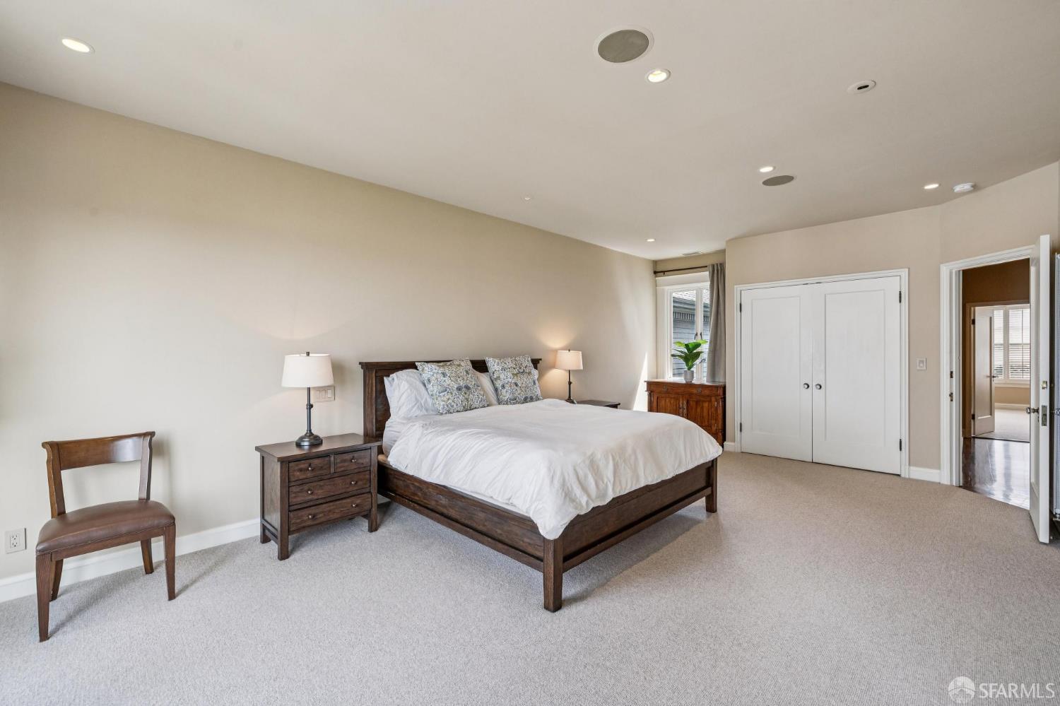Detail Gallery Image 24 of 65 For 2518 Filbert St, San Francisco,  CA 94123 - 4 Beds | 3/1 Baths
