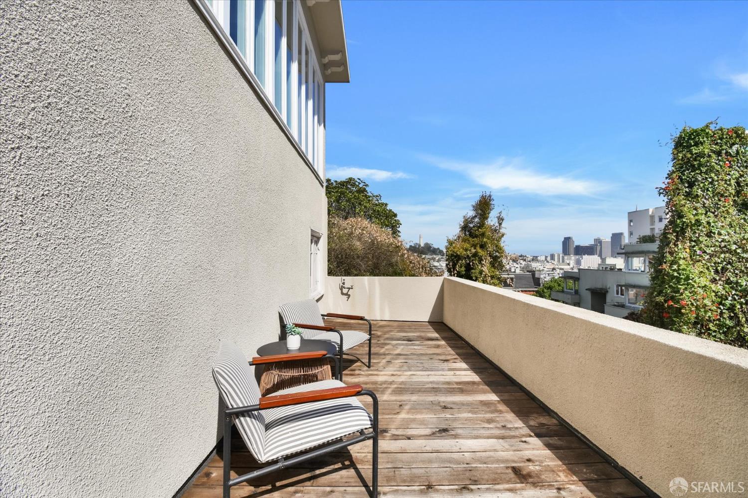 Detail Gallery Image 36 of 61 For 1028 Lombard St, San Francisco,  CA 94109 - 4 Beds | 3/1 Baths