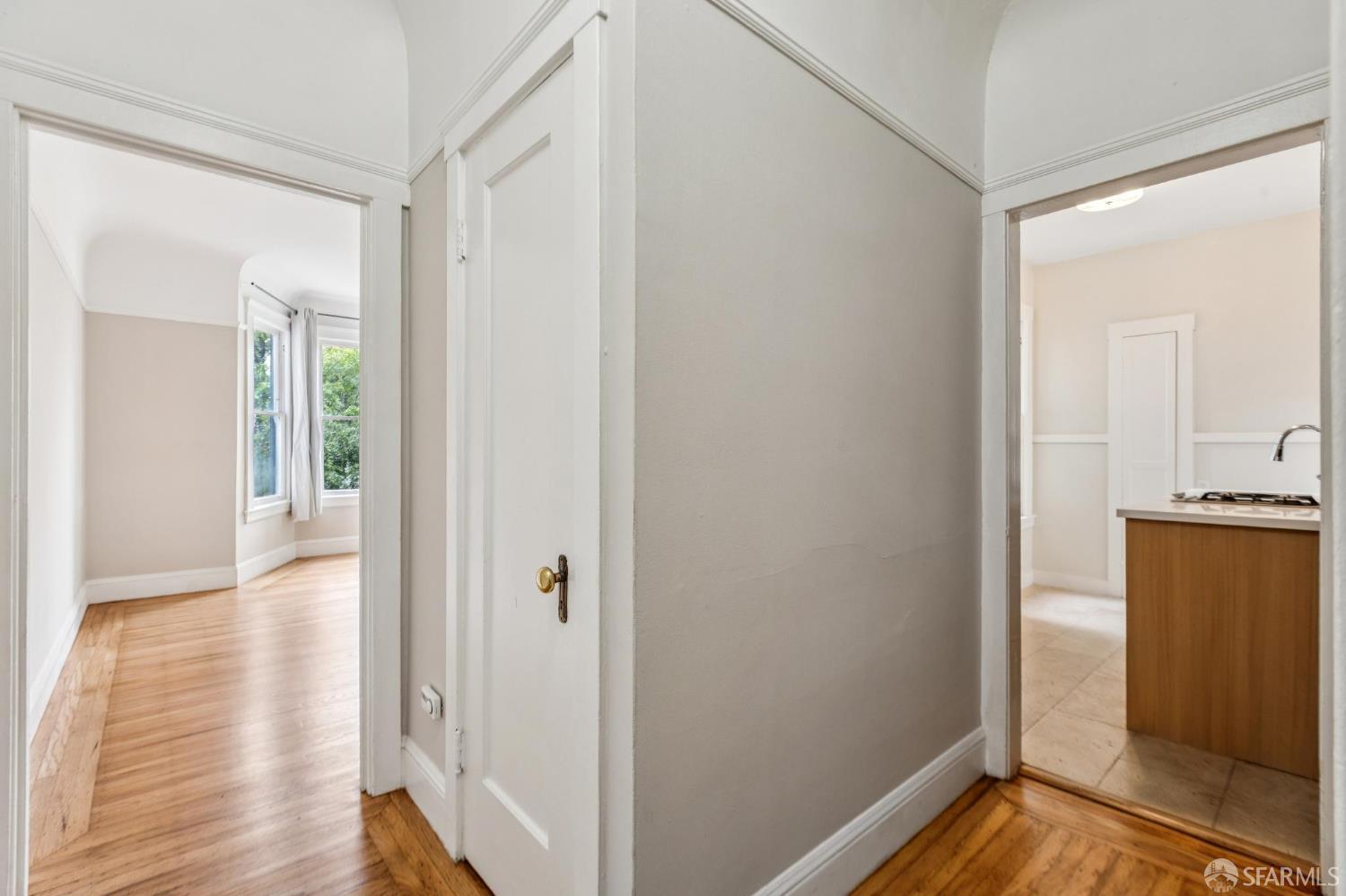 Detail Gallery Image 5 of 24 For 2888 Folsom St #APT 1,  San Francisco,  CA 94110 - 0 Beds | 1 Baths
