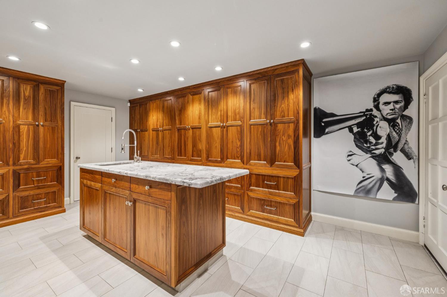 Detail Gallery Image 54 of 65 For 2518 Filbert St, San Francisco,  CA 94123 - 4 Beds | 3/1 Baths