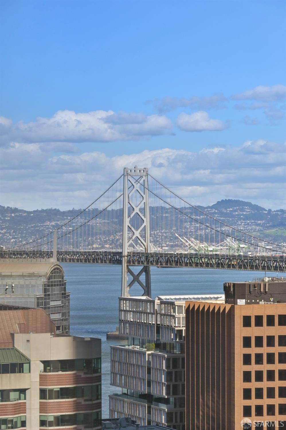 Photo #3: 425068496 Listing 