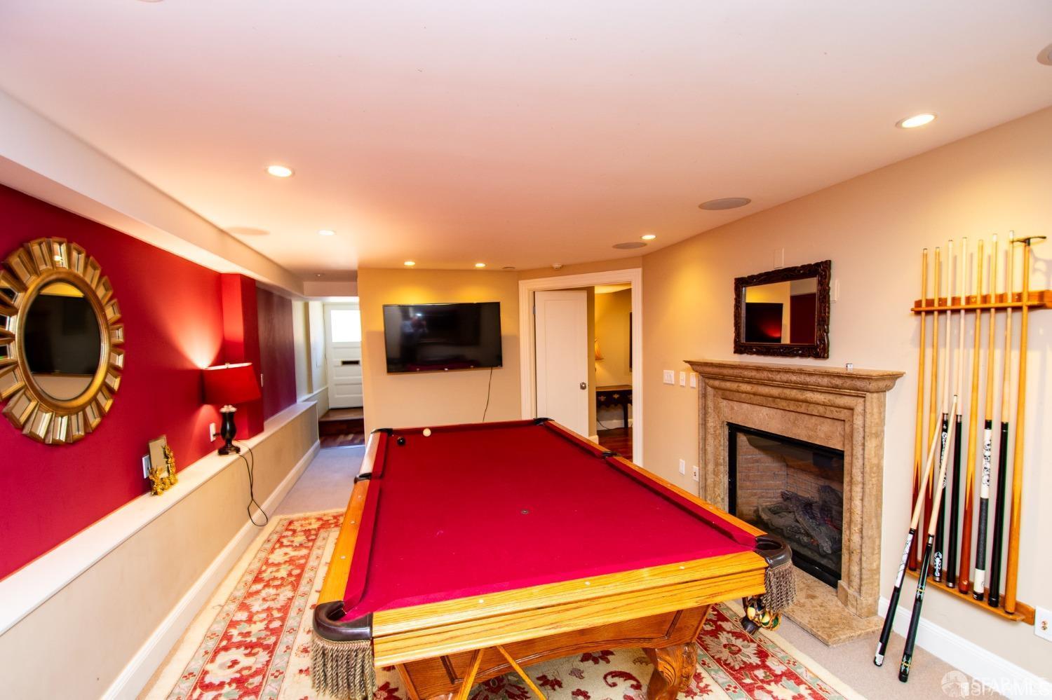 Detail Gallery Image 22 of 28 For 220 Downey St, San Francisco,  CA 94117 - 6 Beds | 4 Baths
