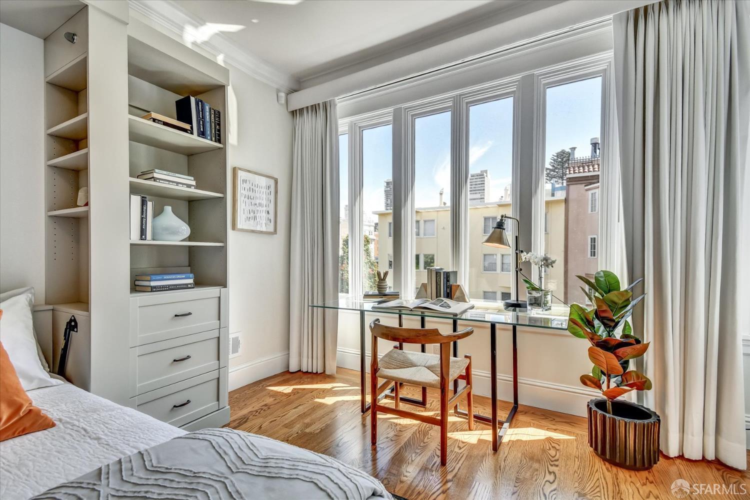Detail Gallery Image 30 of 61 For 1028 Lombard St, San Francisco,  CA 94109 - 4 Beds | 3/1 Baths