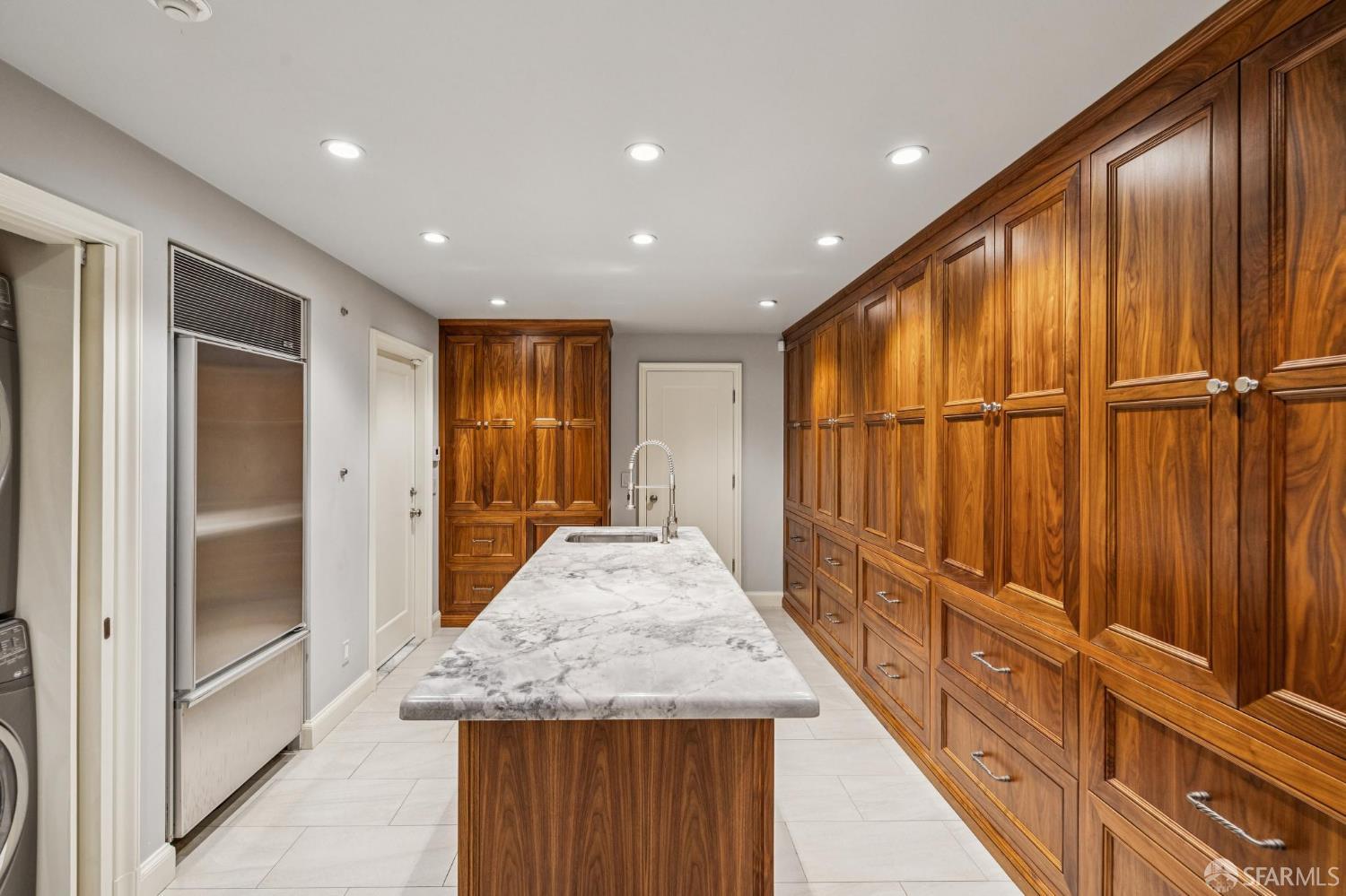 Detail Gallery Image 56 of 65 For 2518 Filbert St, San Francisco,  CA 94123 - 4 Beds | 3/1 Baths
