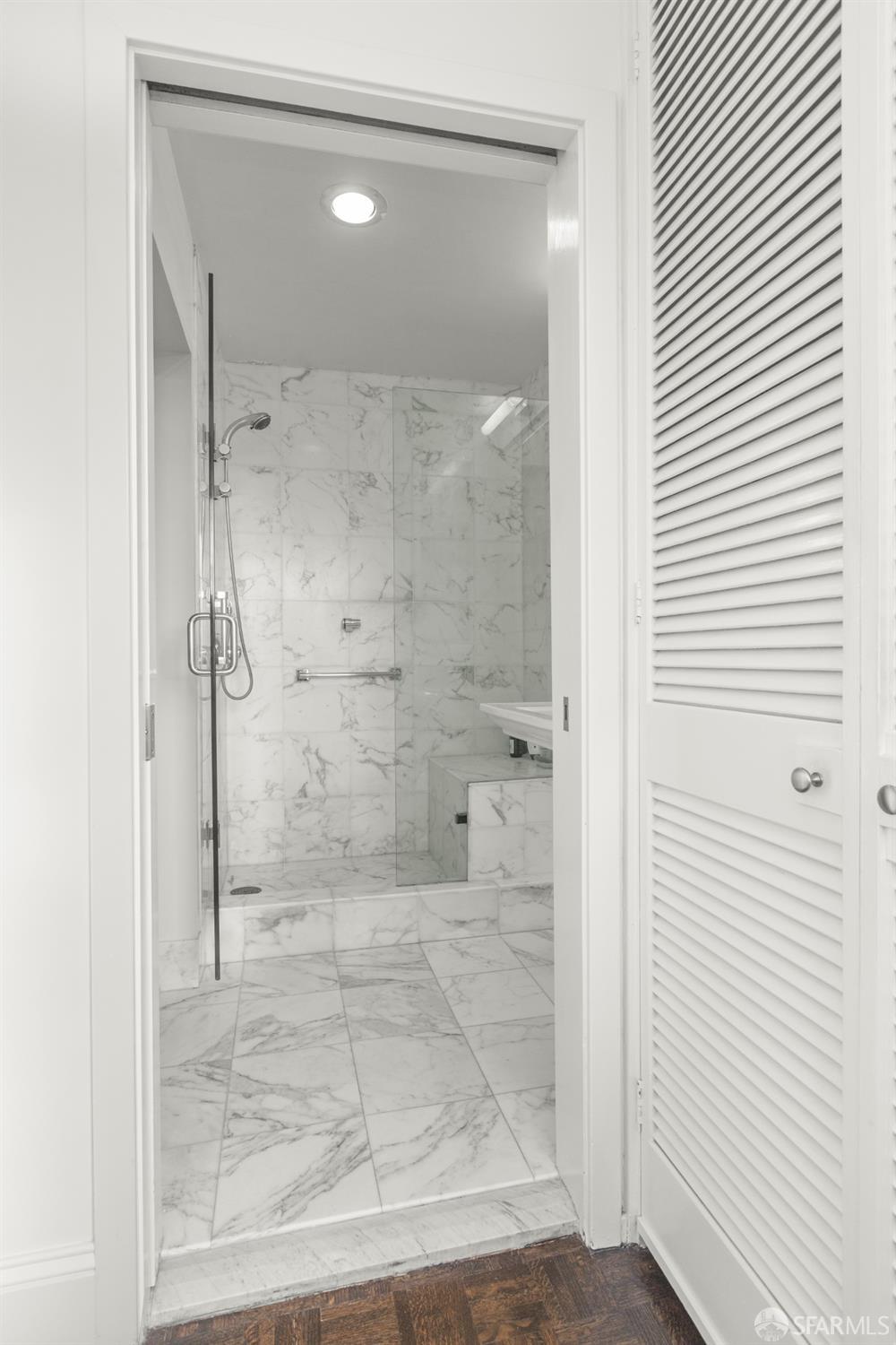 Photo #23: 425066307 Listing: Photo #23