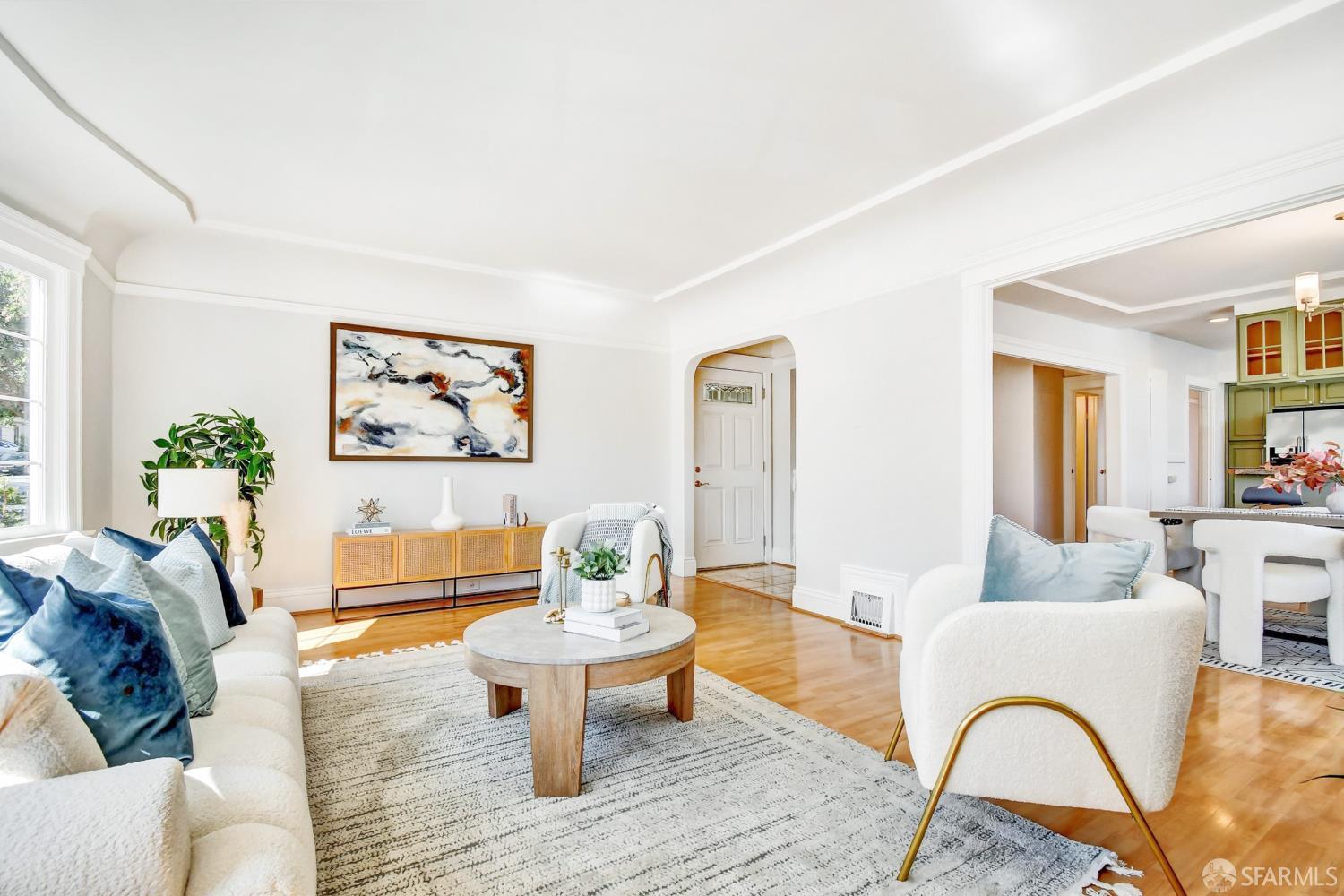 Detail Gallery Image 7 of 60 For 900 Huron Ave, San Francisco,  CA 94112 - 4 Beds | 3 Baths