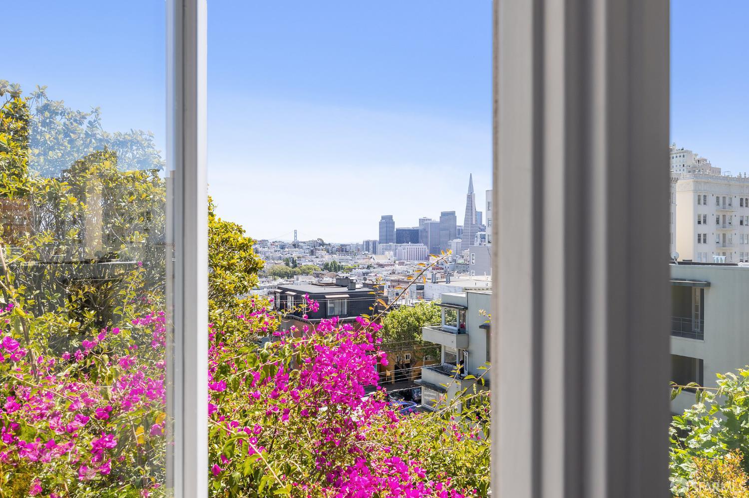 Detail Gallery Image 23 of 61 For 1028 Lombard St, San Francisco,  CA 94109 - 4 Beds | 3/1 Baths