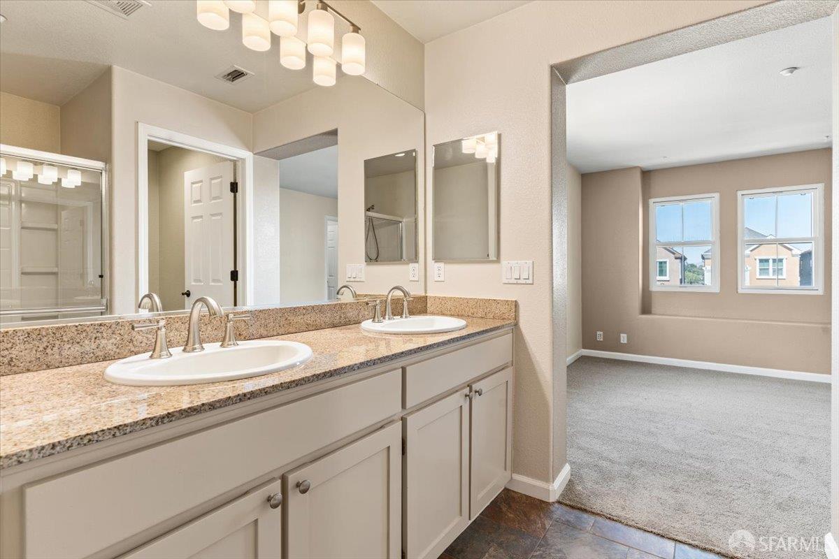 Detail Gallery Image 40 of 61 For 2933 1st St #1004,  Livermore,  CA 94550 - 3 Beds | 2/1 Baths