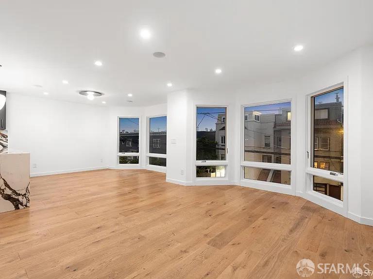 Detail Gallery Image 46 of 87 For 172 18th Ave, San Francisco,  CA 94121 - – Beds | – Baths