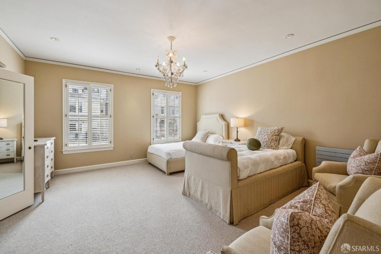 Detail Gallery Image 36 of 65 For 2518 Filbert St, San Francisco,  CA 94123 - 4 Beds | 3/1 Baths