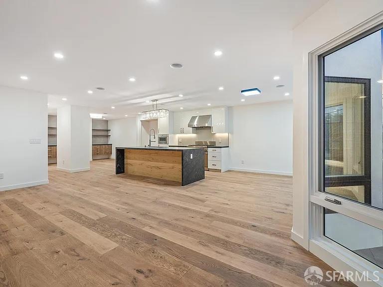 Detail Gallery Image 37 of 87 For 172 18th Ave, San Francisco,  CA 94121 - – Beds | – Baths