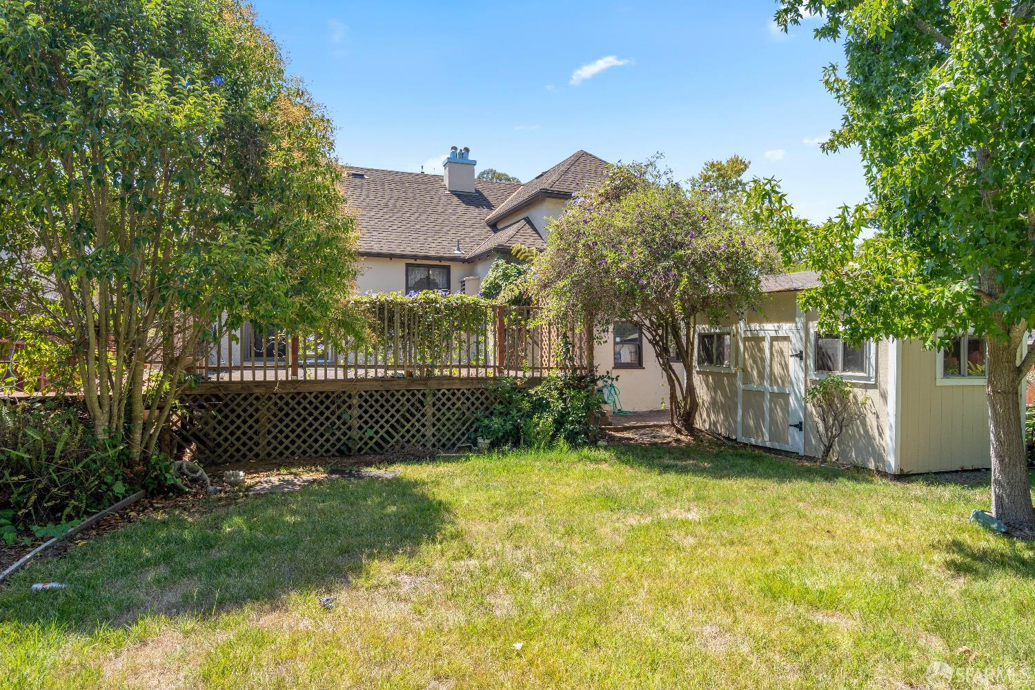 Detail Gallery Image 32 of 40 For 1232 Capuchino Ave, Burlingame,  CA 94010 - 2 Beds | 1/1 Baths