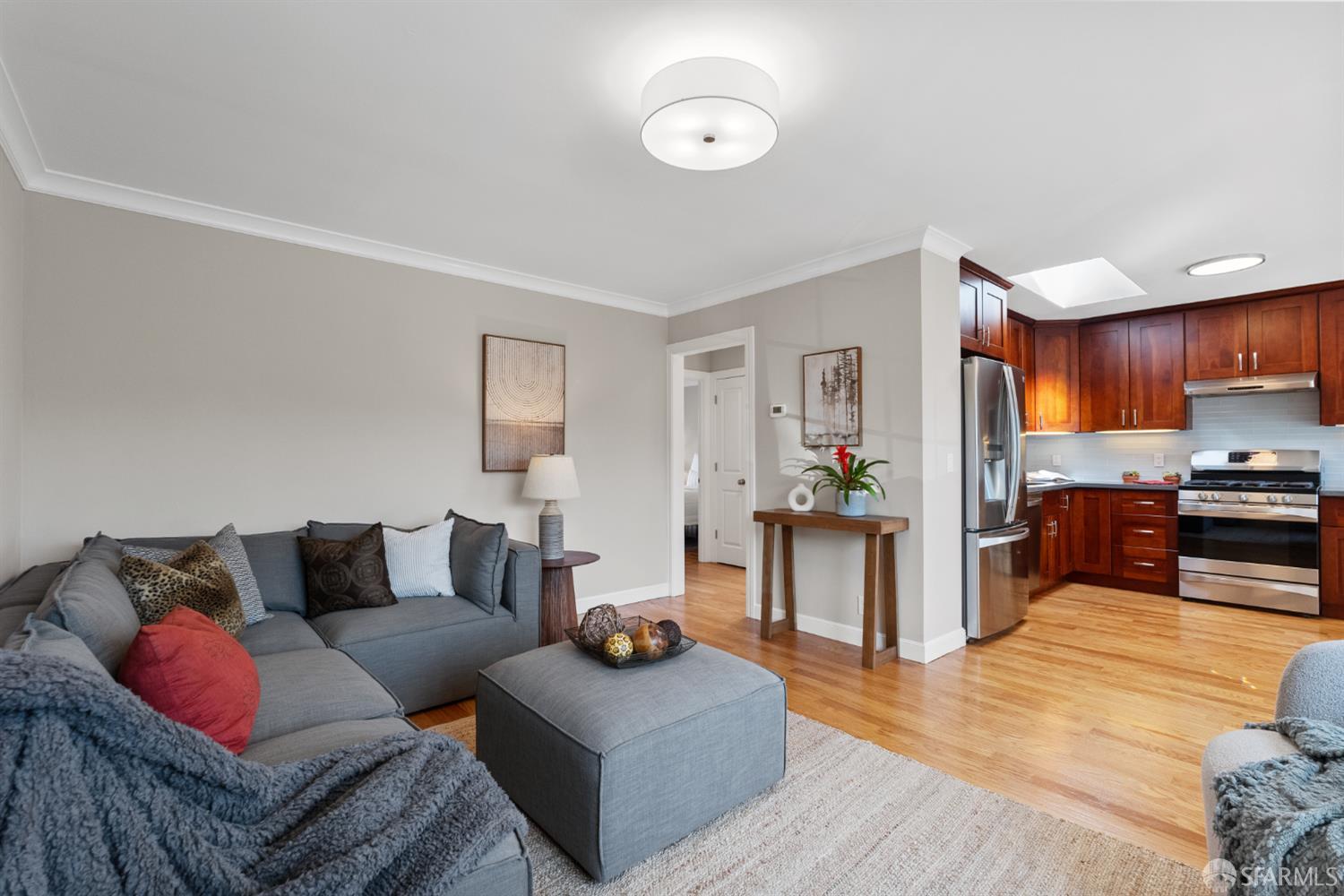 Detail Gallery Image 10 of 53 For 28 Melrose Ave, San Francisco,  CA 94131 - 2 Beds | 1 Baths