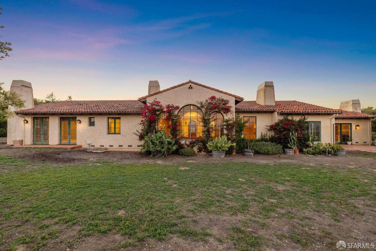 Detail Gallery Image 3 of 75 For 601 Belavida Rd, Monterey,  CA 94501 - 6 Beds | 6/1 Baths