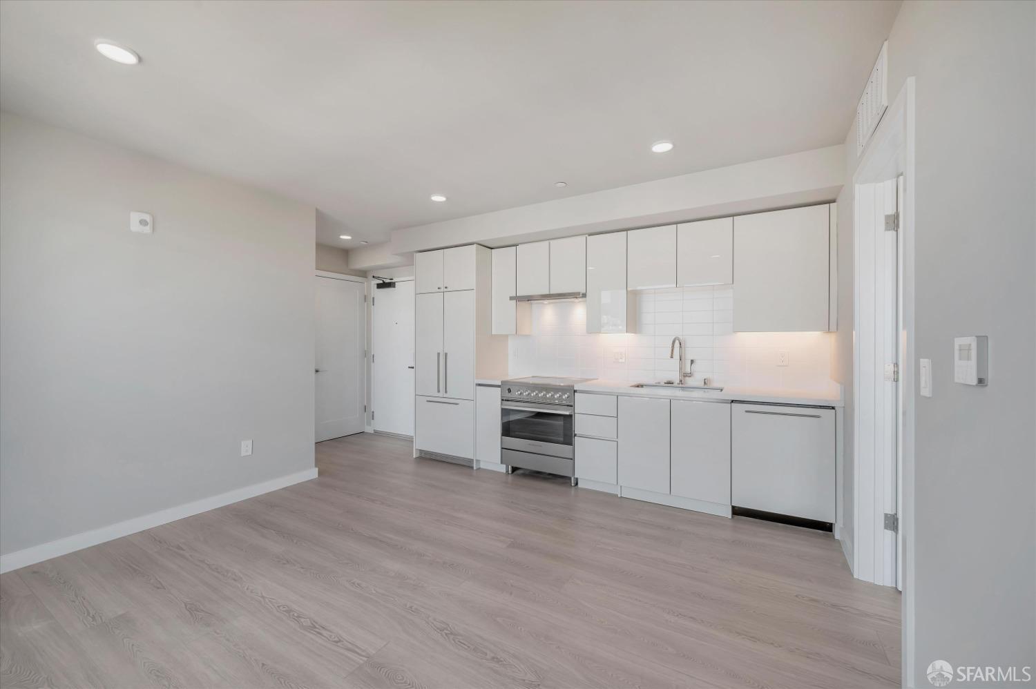 Detail Gallery Image 11 of 26 For 1603 15th St #602,  San Francisco,  CA 94103 - 2 Beds | 2 Baths